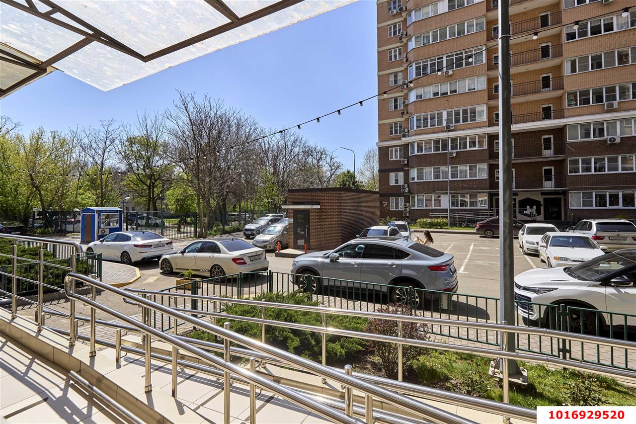 Фото №13: 2-комнатная квартира 71&nbsp;м², 1/18&nbsp;эт. - Краснодар, Прикубанский внутригородской округ, Школьный, Круглик, жилой комплекс Ежи, мкр. Табачная Фабрика, ул. Табачная, 1/1к1