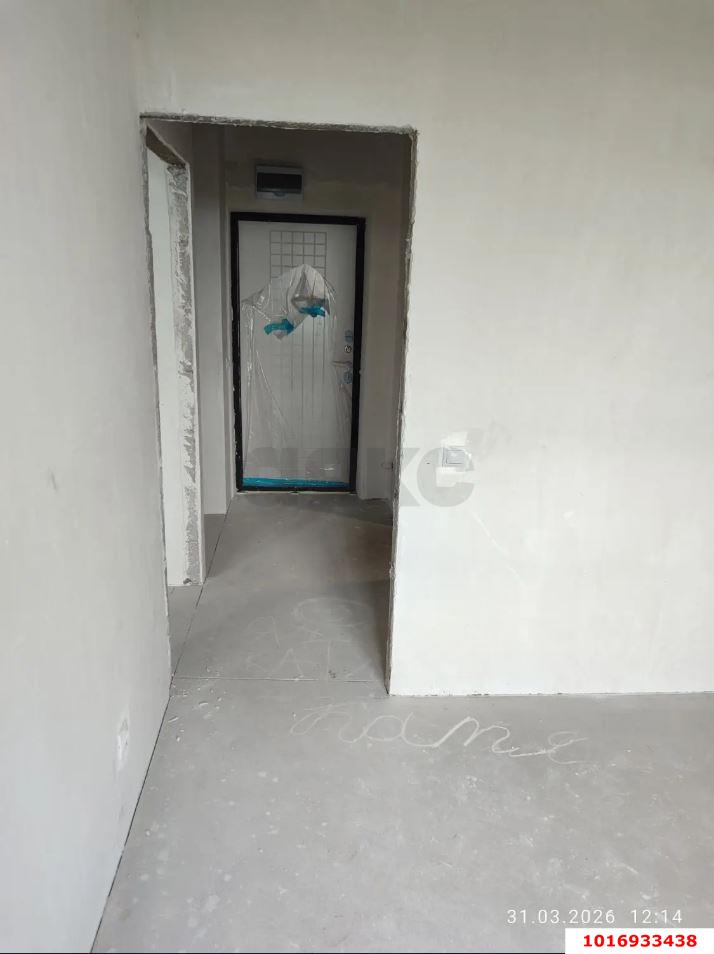 Фото №2: 1-комнатная квартира 30&nbsp;м², 8/9&nbsp;эт. - Краснодар, Прикубанский внутригородской округ, мкр. ЖК Тёплые Края, ул. имени Виктора Анфиногенова, 12