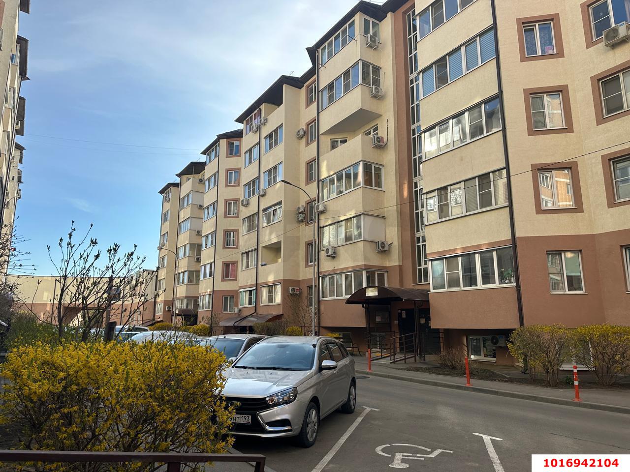 Фото №16: 1-комнатная квартира 40&nbsp;м², 1/6&nbsp;эт. - Краснодар, Прикубанский внутригородской округ, ЖК На Красных Партизан, мкр. Славянский, ул. Заполярная, 35к3