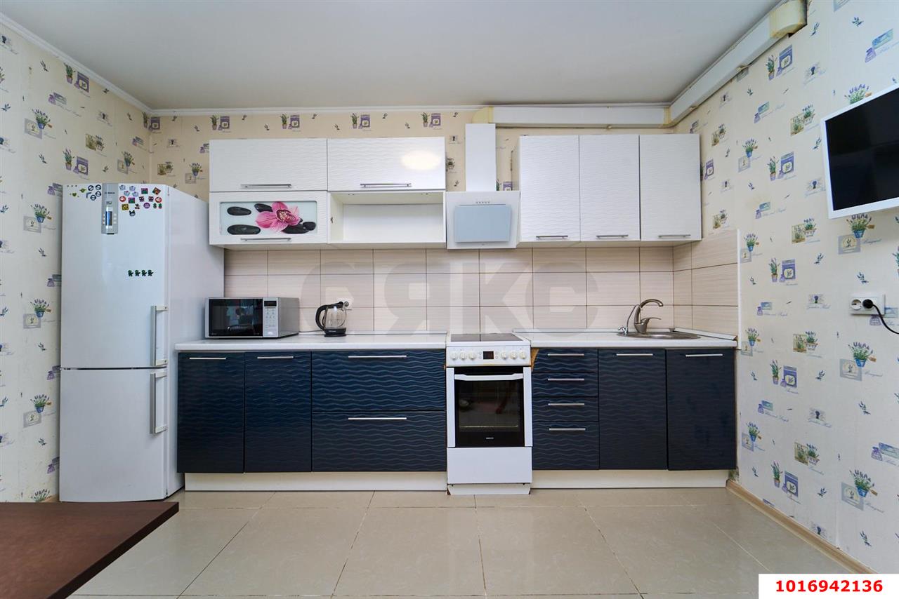 Фото №2: 3-комнатная квартира 77&nbsp;м², 2/17&nbsp;эт. - Краснодар, Западный внутригородской округ, ЖК Новый Город, мкр. Юбилейный, ул. Генерала Шифрина, 5