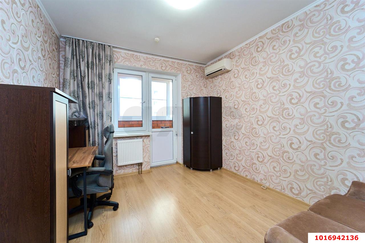Фото №10: 3-комнатная квартира 77&nbsp;м², 2/17&nbsp;эт. - Краснодар, Западный внутригородской округ, ЖК Новый Город, мкр. Юбилейный, ул. Генерала Шифрина, 5