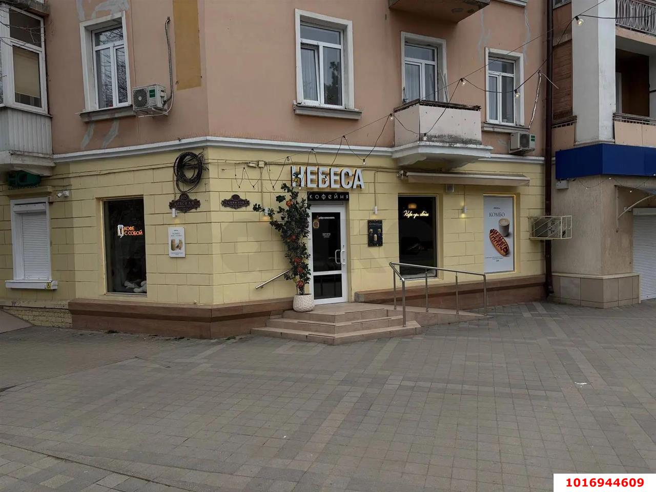 Фото №5: Торговое помещение 40&nbsp;м², 1/3&nbsp;эт. - Краснодар, мкр. Западный внутригородской округ, ул. Красная, 165/1