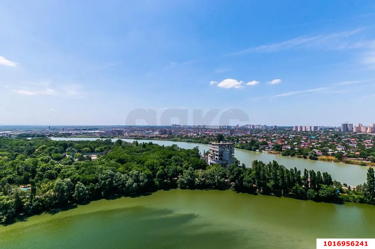Фото №12: 2-комнатная квартира 94&nbsp;м², 19/22&nbsp;эт. - Краснодар, Западный внутригородской округ, мкр. Центральный, ул. Кубанская набережная, 37