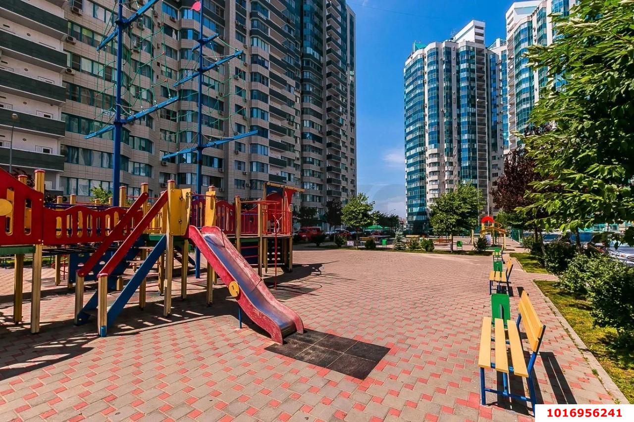 Фото №15: 2-комнатная квартира 94&nbsp;м², 19/22&nbsp;эт. - Краснодар, Западный внутригородской округ, мкр. Центральный, ул. Кубанская набережная, 37
