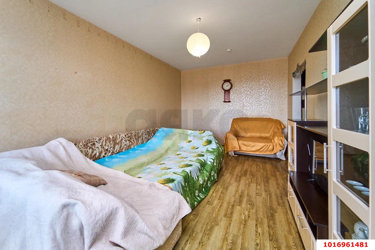 Фото №9: 2-комнатная квартира 76&nbsp;м², 14/18&nbsp;эт. - Краснодар, Центральный внутригородской округ, ЖК Покровский, мкр. Центральный, ул. Промышленная, 33