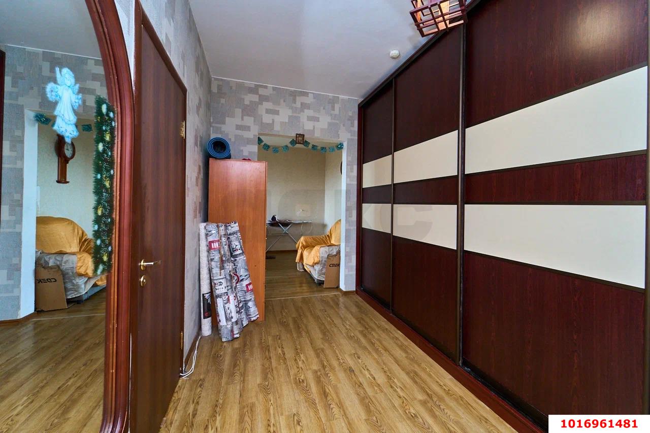 Фото №4: 2-комнатная квартира 76&nbsp;м², 14/18&nbsp;эт. - Краснодар, Центральный внутригородской округ, ЖК Покровский, мкр. Центральный, ул. Промышленная, 33