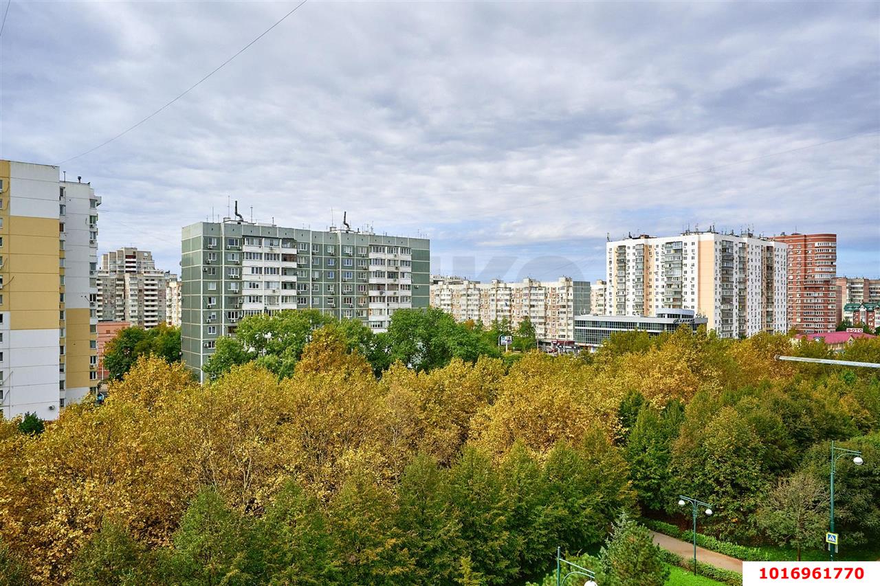 Фото №14: 2-комнатная квартира 73&nbsp;м², 8/16&nbsp;эт. - Краснодар, Западный внутригородской округ, мкр. Юбилейный, пр-кт Чекистов, 24/1