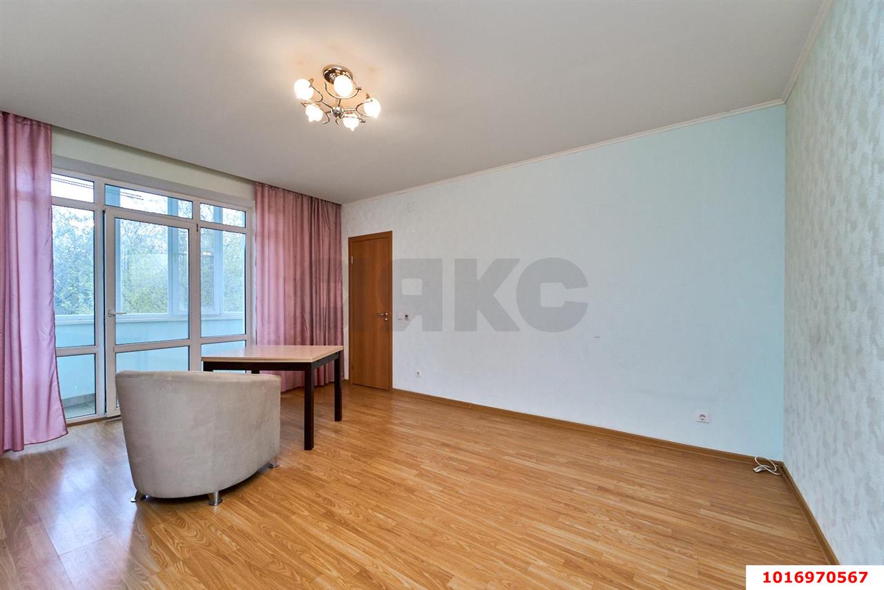 Фото №5: 3-комнатная квартира 136&nbsp;м², 3/9&nbsp;эт. - Краснодар, мкр. Западный внутригородской округ, ул. Офицерская, 36
