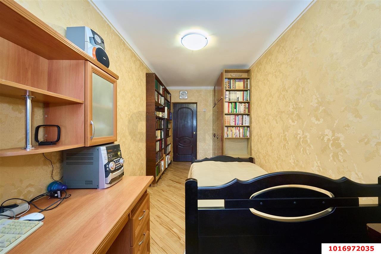 Фото №9: 3-комнатная квартира 59&nbsp;м², 5/5&nbsp;эт. - Краснодар, Центральный внутригородской округ, мкр. Завод Измерительных Приборов, ул. Офицерская, 50А