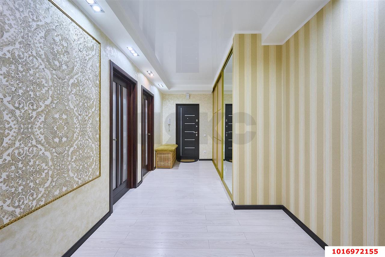 Фото №19: 3-комнатная квартира 102&nbsp;м², 11/16&nbsp;эт. - Краснодар, Прикубанский внутригородской округ, мкр. Восточно-Кругликовский, ул. Героя А.А. Аверкиева, 22