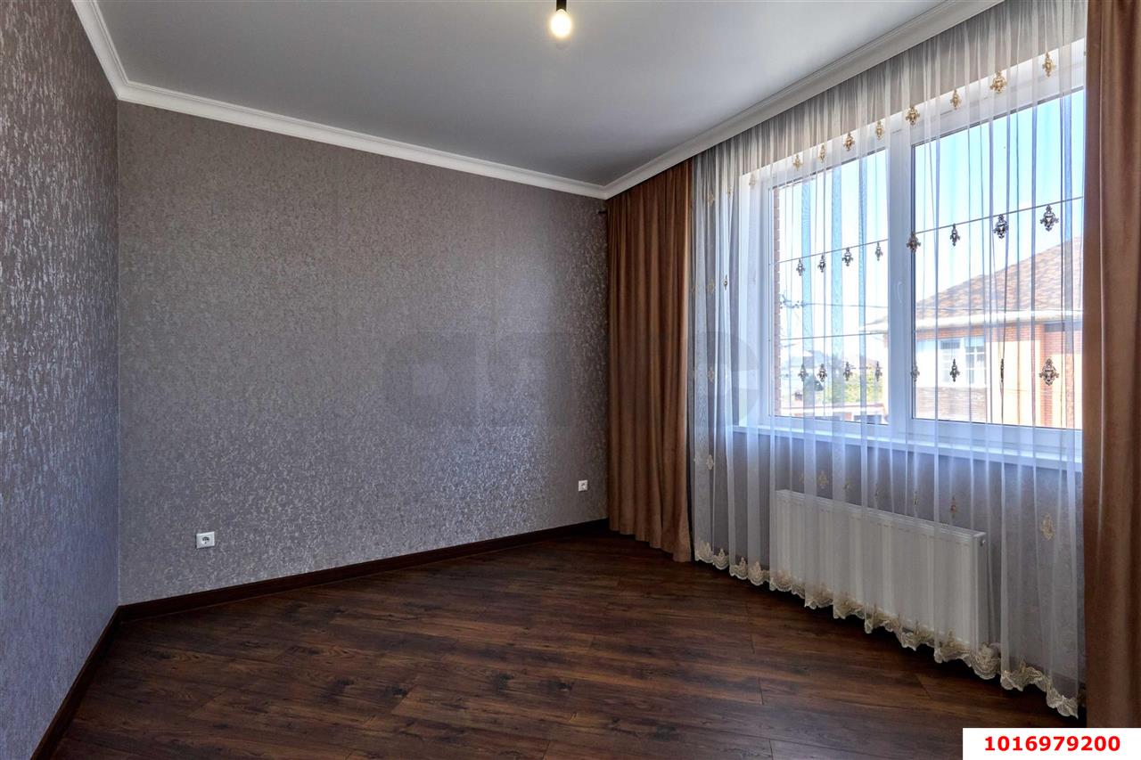 Фото №6: Дом 171&nbsp;м² + 4.27&nbsp;сот., 2&nbsp;эт. - Новая Адыгея, ул. Братьев Пченушай, 41/1Д
