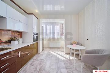 Фото №1: 2-комнатная квартира 62&nbsp;м², 7/18&nbsp;эт. - Краснодар, мкр. жилой комплекс Премьера, ул. Автолюбителей, 1/3к1