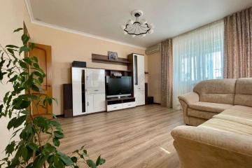 Фото №1: 2-комнатная квартира 73 м², 6/6 эт. - Краснодар, мкр. ЖК Маршал, ул. Гаражная, 87