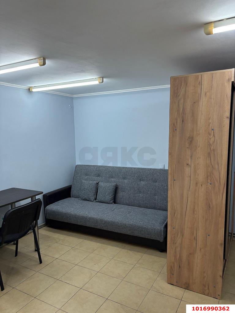 Фото №5: Студия 18&nbsp;м² - Краснодар, Прикубанский внутригородской округ, мкр. имени Петра Метальникова, ул. Защитников Отечества, 5