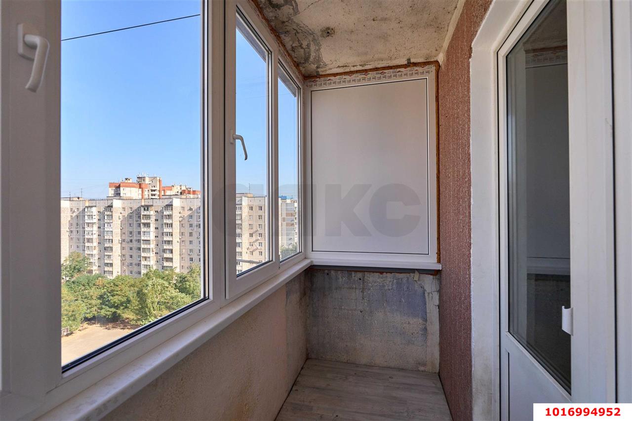 Фото №12: 1-комнатная квартира 38&nbsp;м², 10/10&nbsp;эт. - Краснодар, Западный внутригородской округ, мкр. Юбилейный, ул. Думенко, 4