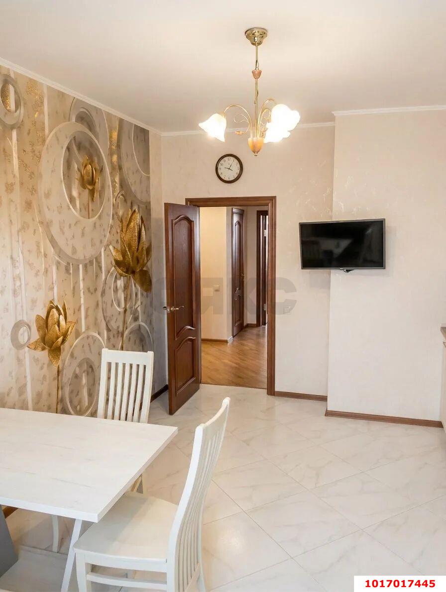 Фото №2: 2-комнатная квартира 76&nbsp;м², 2/19&nbsp;эт. - Краснодар, Западный внутригородской округ, мкр. Фестивальный, ул. Морская, 43