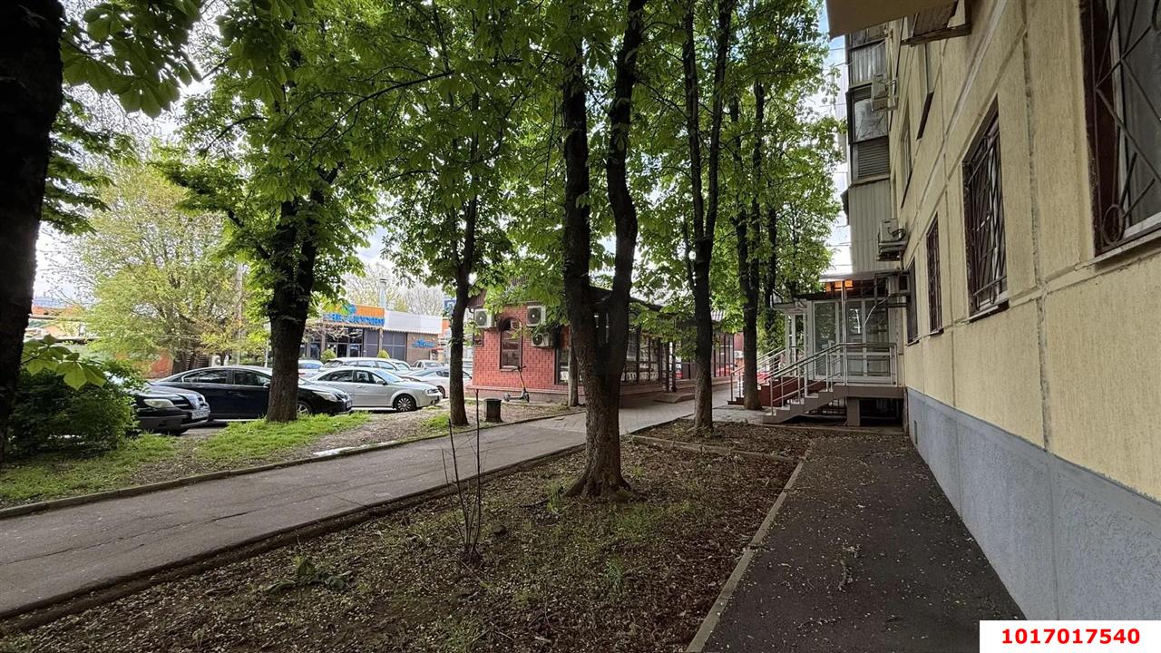 Фото №4: Торговое помещение 43&nbsp;м², 1/16&nbsp;эт. - Краснодар, Центральный внутригородской округ, мкр. Черёмушки, ул. Димитрова, 162