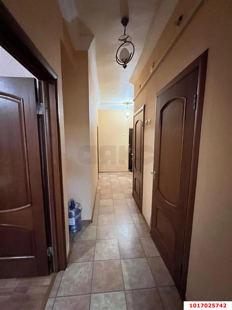 Фото №8: 2-комнатная квартира 50&nbsp;м², 2/4&nbsp;эт. - Краснодар, Центральный внутригородской округ, мкр. Центральный, ул. Красная, 170