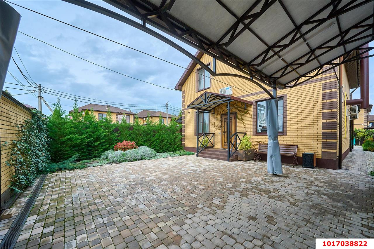 Фото №2: Дом 173&nbsp;м² + 4.17&nbsp;сот., 2&nbsp;эт. - Краснодар, Прикубанский внутригородской округ, мкр. 2-я Площадка, ул. Дворцовая, 26