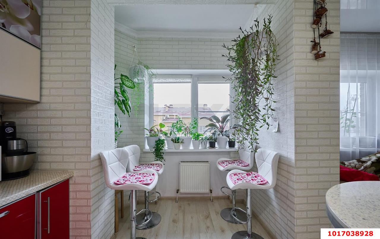 Фото №4: 3-комнатная квартира 80&nbsp;м², 3/4&nbsp;эт. - Краснодар, Прикубанский внутригородской округ, Калинино, мкр. Завод Радиоизмерительных Приборов, ул. Яснополянская, 17