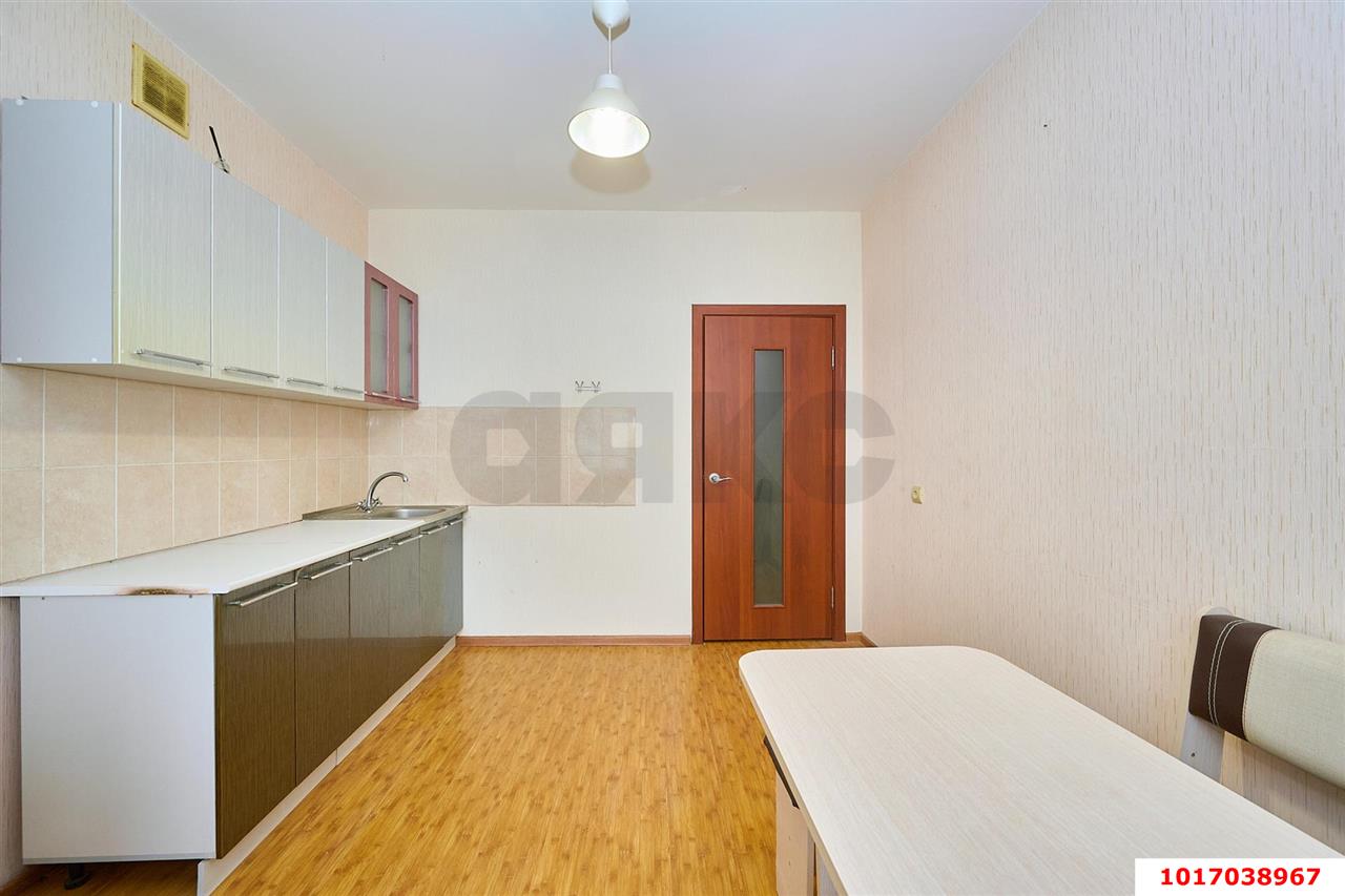 Фото №4: 1-комнатная квартира 40&nbsp;м², 4/16&nbsp;эт. - Краснодар, Карасунский внутригородской округ, мкр. Почтовый, ул. имени Валерия Гассия, 6/1