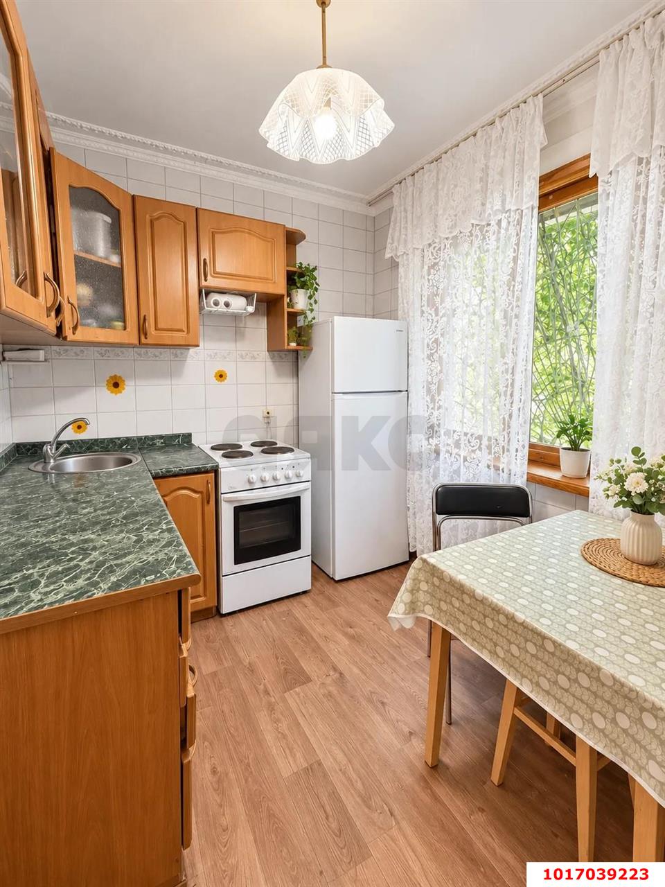Фото №1: 2-комнатная квартира 43&nbsp;м², 1/12&nbsp;эт. - Краснодар, Карасунский внутригородской округ, мкр. Комсомольский, ул. Сормовская, 102