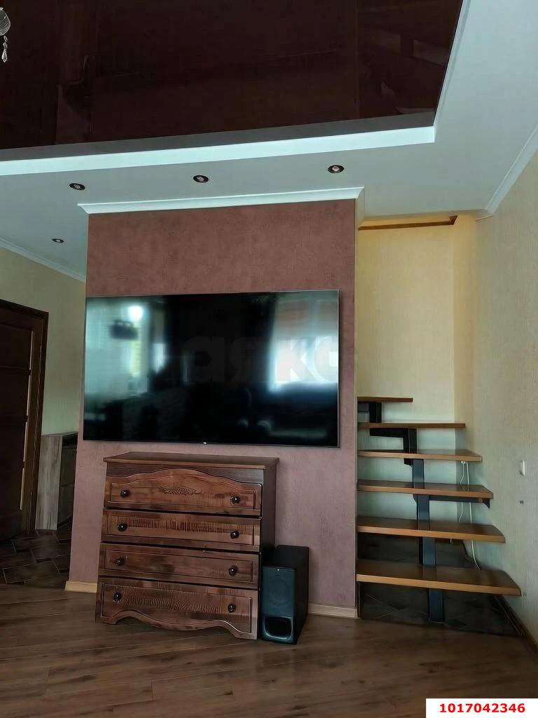 Фото №3: 4-комнатная квартира 98&nbsp;м², 5/5&nbsp;эт. - Краснодар, Прикубанский внутригородской округ, Калинино, мкр. Завод Радиоизмерительных Приборов, ул. Яснополянская, 4/2