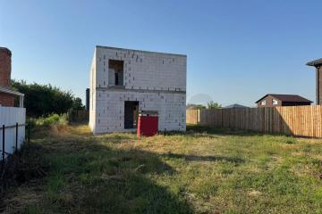 Фото №1: Дом 150 м² + 9.5 сот., 2 эт. - Старобжегокай, ул. Октябрьская, 24