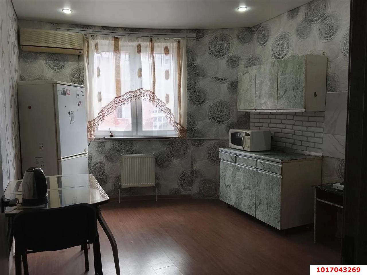 Фото №1: 1-комнатная квартира 38&nbsp;м², 8/9&nbsp;эт. - Краснодар, Прикубанский внутригородской округ, ЖК На Красных Партизан, мкр. Славянский, ул. Заполярная, 35к7