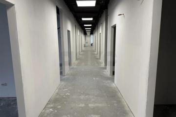 Фото №1: Торговое помещение 1550 м², 7/8 эт. - Краснодар, мкр. Репино, ул. Стахановская, 3