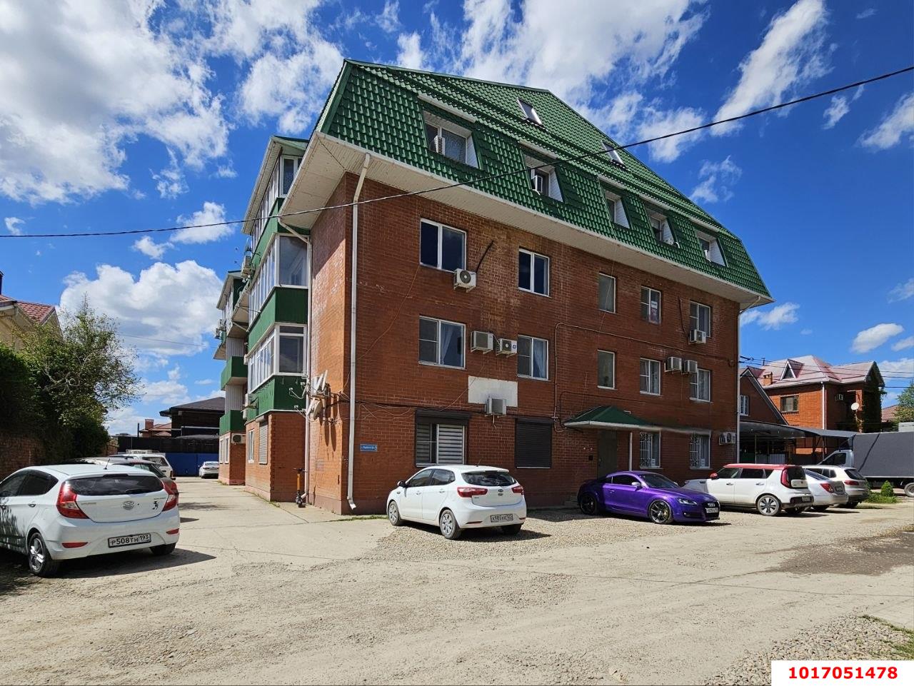 Фото №10: 2-комнатная квартира 57&nbsp;м², 3/4&nbsp;эт. - Краснодар, Прикубанский внутригородской округ, мкр. Музыкальный, ул. им. Хаджинова М.И., 9