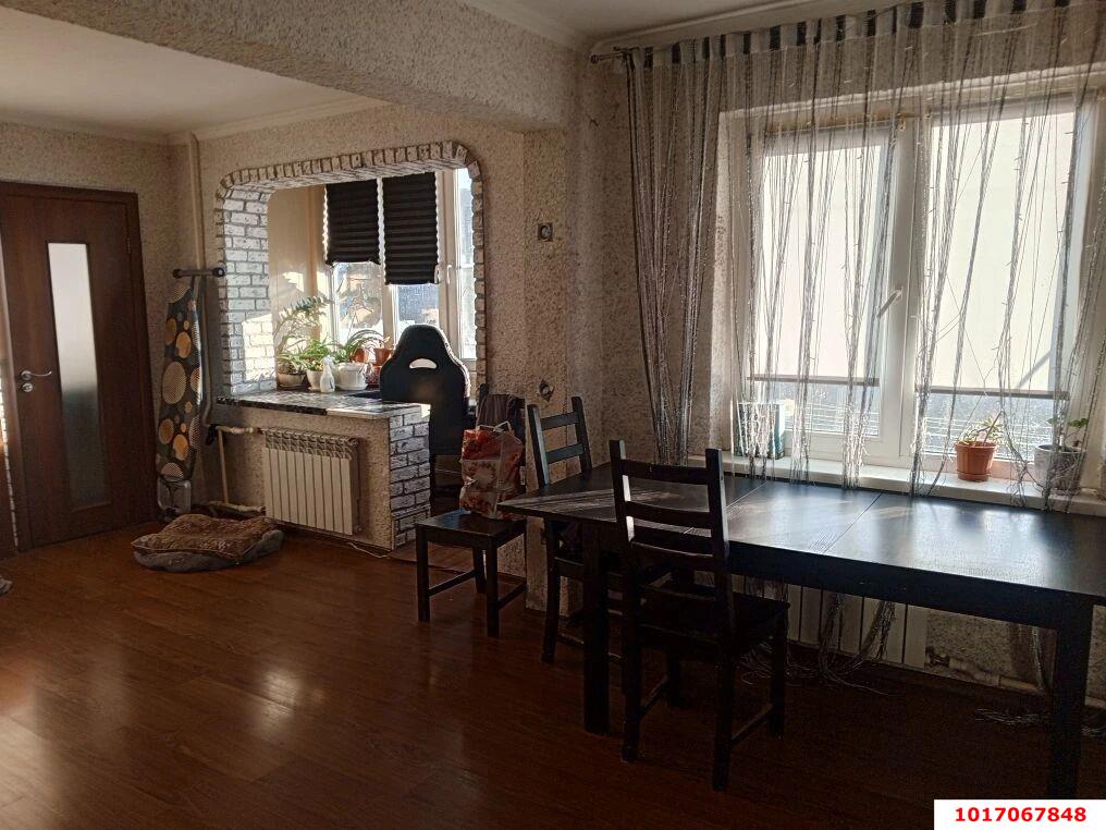 Фото №1: 3-комнатная квартира 59&nbsp;м², 4/5&nbsp;эт. - Краснодар, Прикубанский внутригородской округ, мкр. Фестивальный, ул. Гагарина, 71