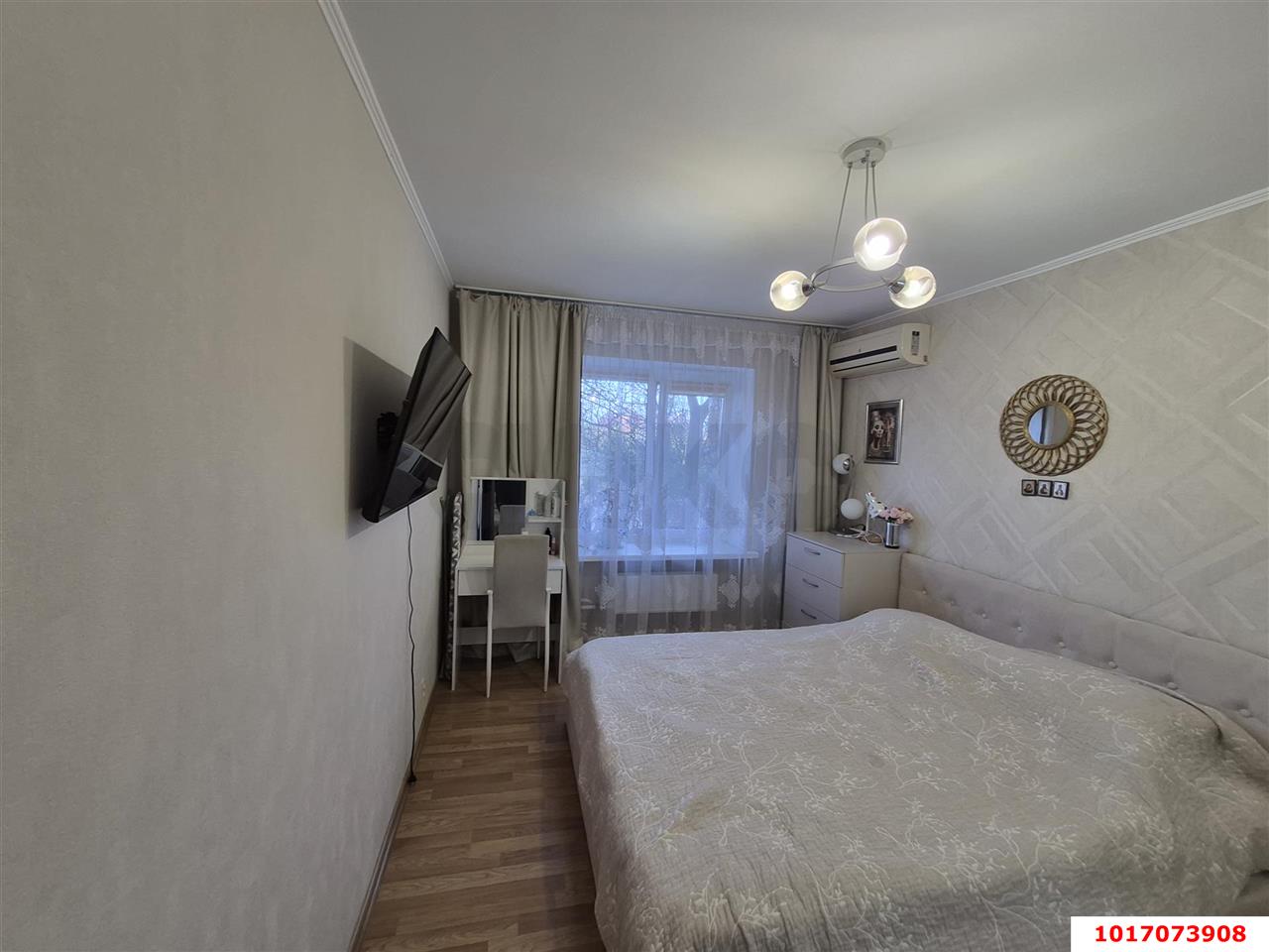 Фото №1: 2-комнатная квартира 54&nbsp;м², 1/9&nbsp;эт. - Краснодар, Центральный внутригородской округ, Центральный, мкр. Черёмушки, ул. Вишняковой, 51