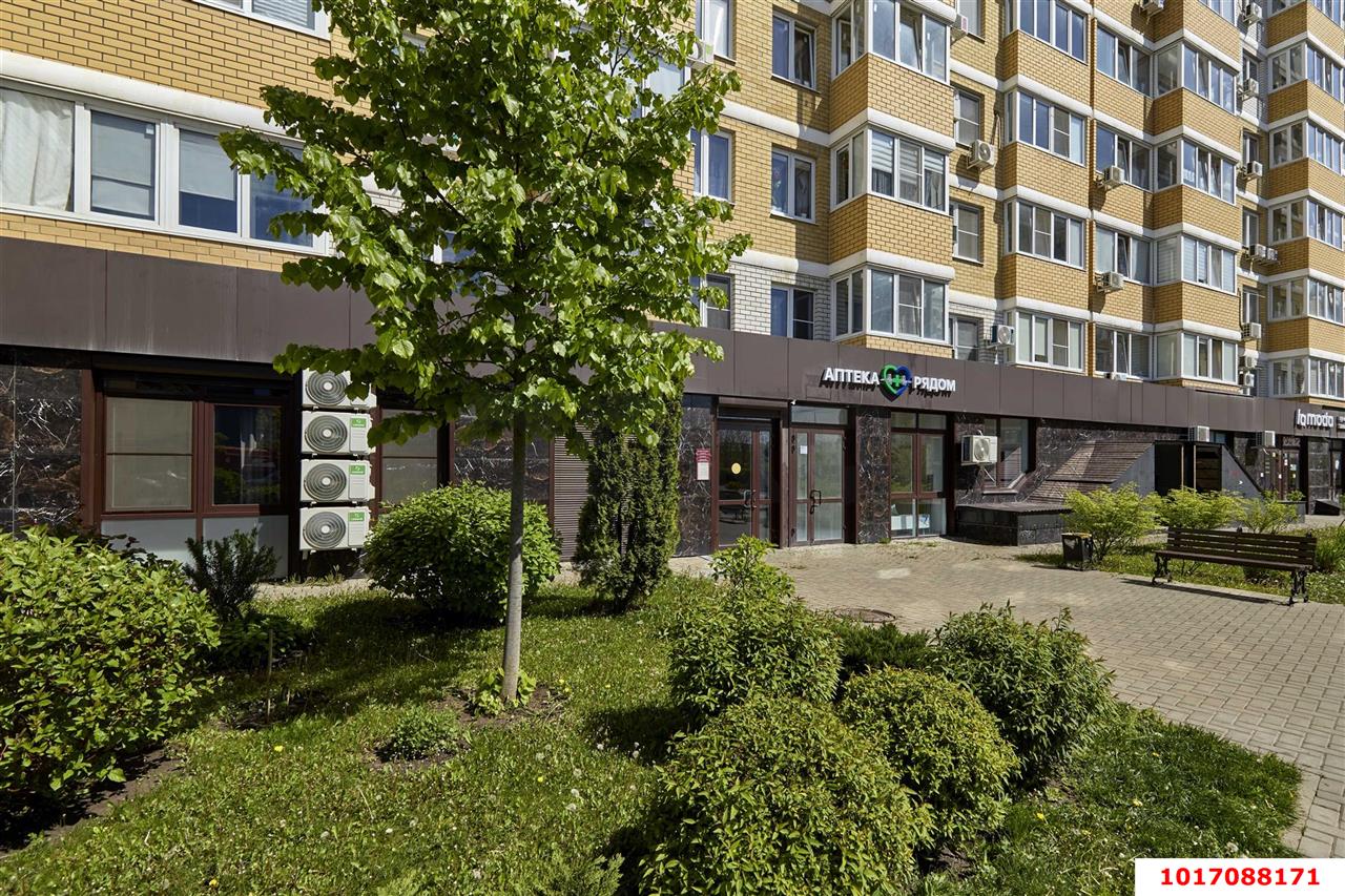 Фото №2: Торговое помещение 83&nbsp;м², 1/13&nbsp;эт. - Краснодар, Прикубанский внутригородской округ, Славянский, мкр. Светлоград, ул. Красных Партизан, 1/4к4