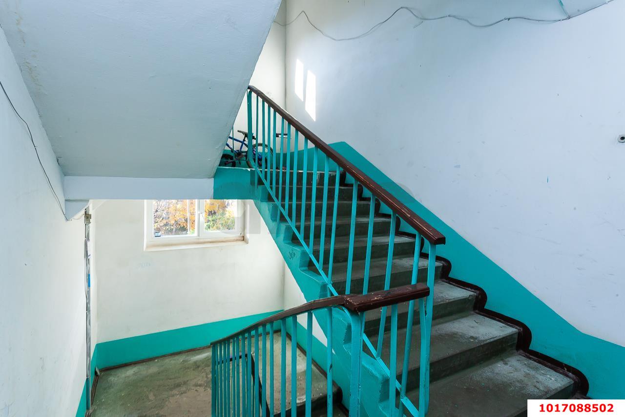 Фото №7: 4-комнатная квартира 83&nbsp;м², 3/4&nbsp;эт. - Краснодар, Прикубанский внутригородской округ, Калинино, мкр. Завод Радиоизмерительных Приборов, ул. Тепличная, 52