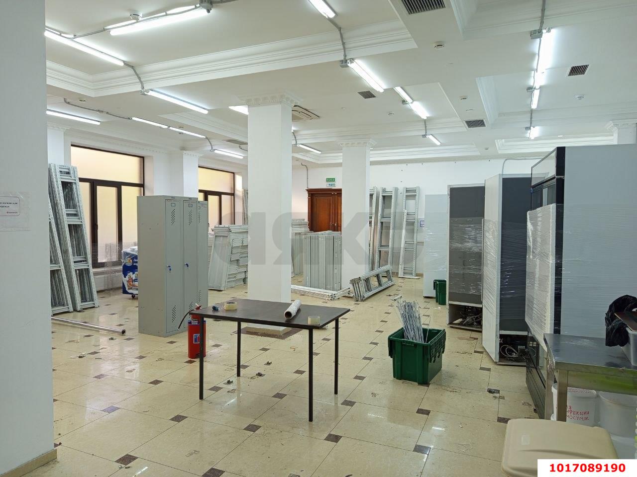 Фото №6: Торговое помещение 240&nbsp;м², 1/5&nbsp;эт. - Краснодар, мкр. Западный внутригородской округ, ул. имени Дзержинского, 3/2