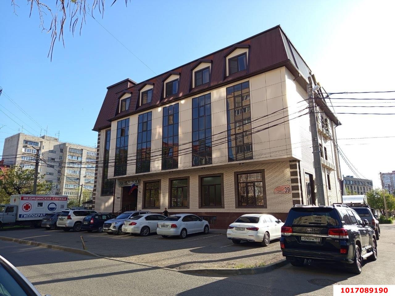 Фото №1: Торговое помещение 240&nbsp;м², 1/5&nbsp;эт. - Краснодар, мкр. Западный внутригородской округ, ул. имени Дзержинского, 3/2