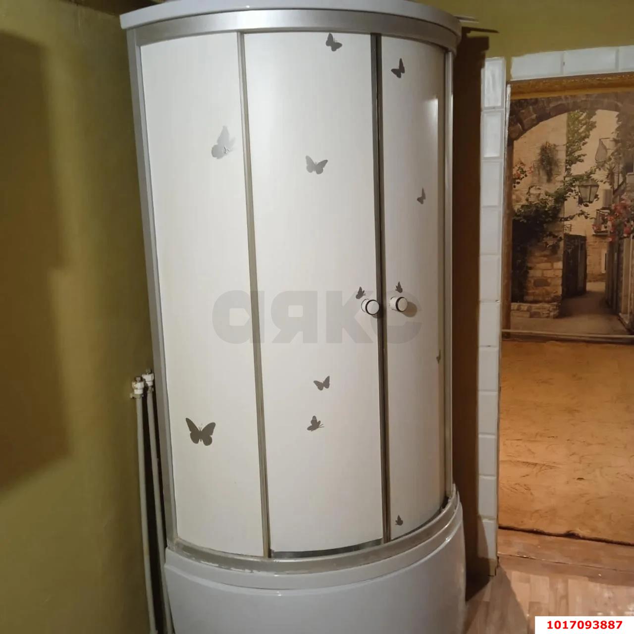 Фото №4: Часть дома 30&nbsp;м² + 0.32&nbsp;сот., 1&nbsp;эт. - Краснодар, Западный внутригородской округ, мкр. Центральный, ул. имени Калинина, 307