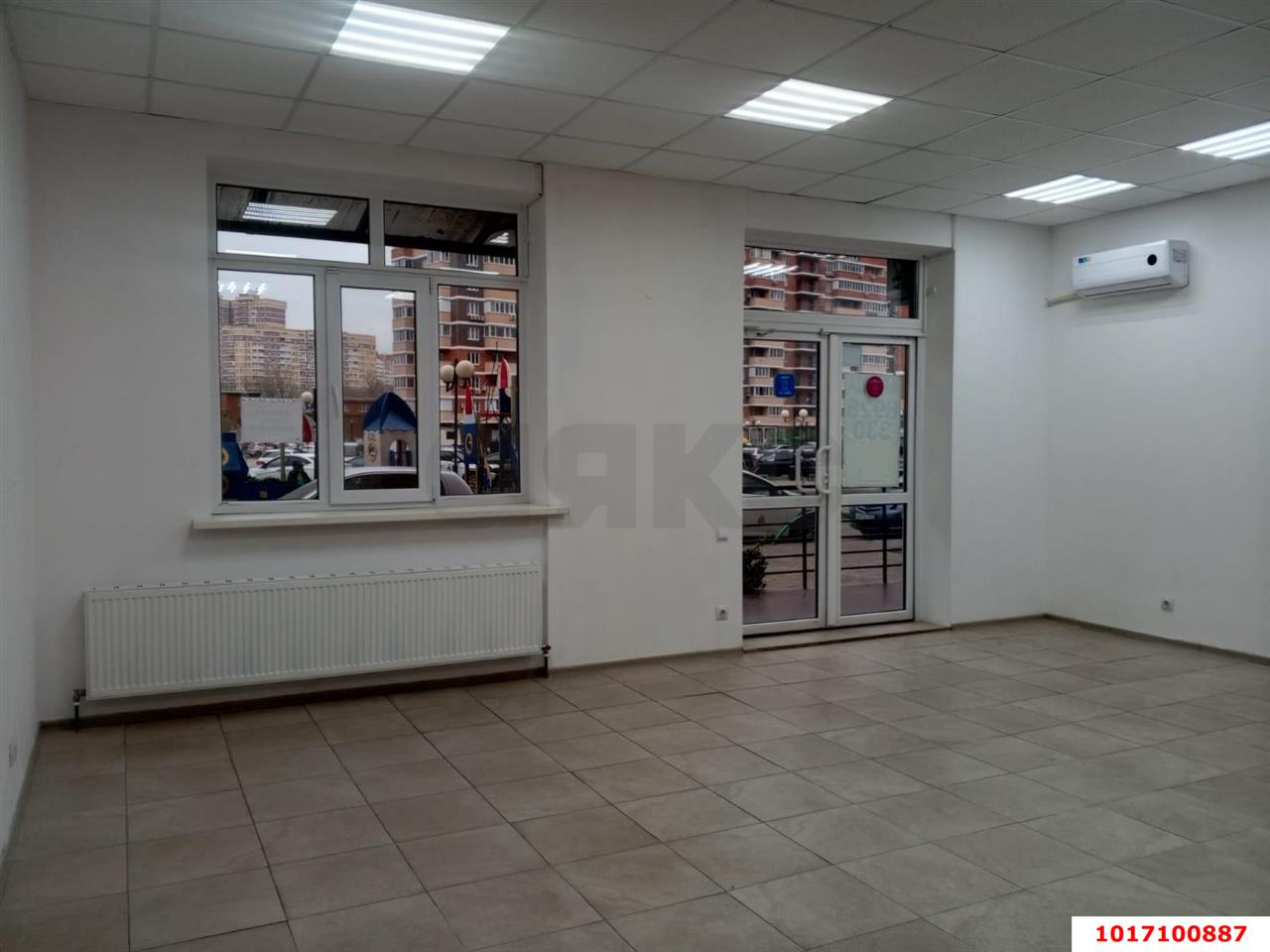 Фото №12: Торговое помещение 39&nbsp;м², 1/19&nbsp;эт. - Краснодар, Карасунский внутригородской округ, Гидростроителей, мкр. жилой комплекс Премьера, ул. Автолюбителей, 1/7к2