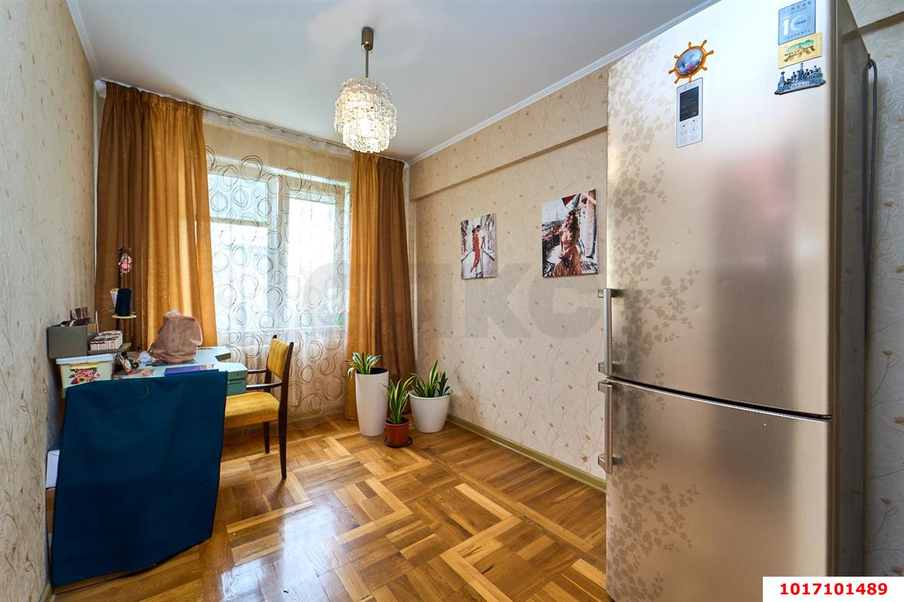 Фото №6: 4-комнатная квартира 64&nbsp;м², 4/5&nbsp;эт. - Краснодар, Прикубанский внутригородской округ, мкр. Фестивальный, ул. Герцена, 192