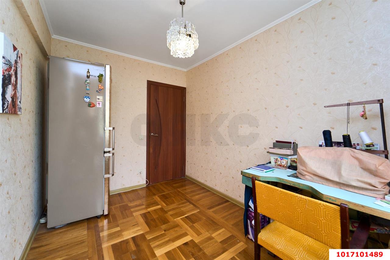 Фото №7: 4-комнатная квартира 64&nbsp;м², 4/5&nbsp;эт. - Краснодар, Прикубанский внутригородской округ, мкр. Фестивальный, ул. Герцена, 192