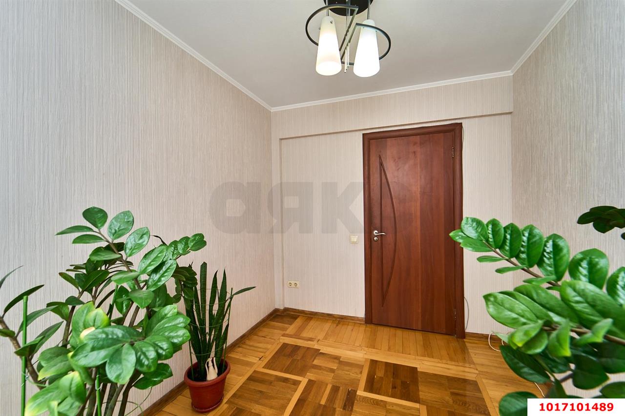 Фото №4: 4-комнатная квартира 64&nbsp;м², 4/5&nbsp;эт. - Краснодар, Прикубанский внутригородской округ, мкр. Фестивальный, ул. Герцена, 192