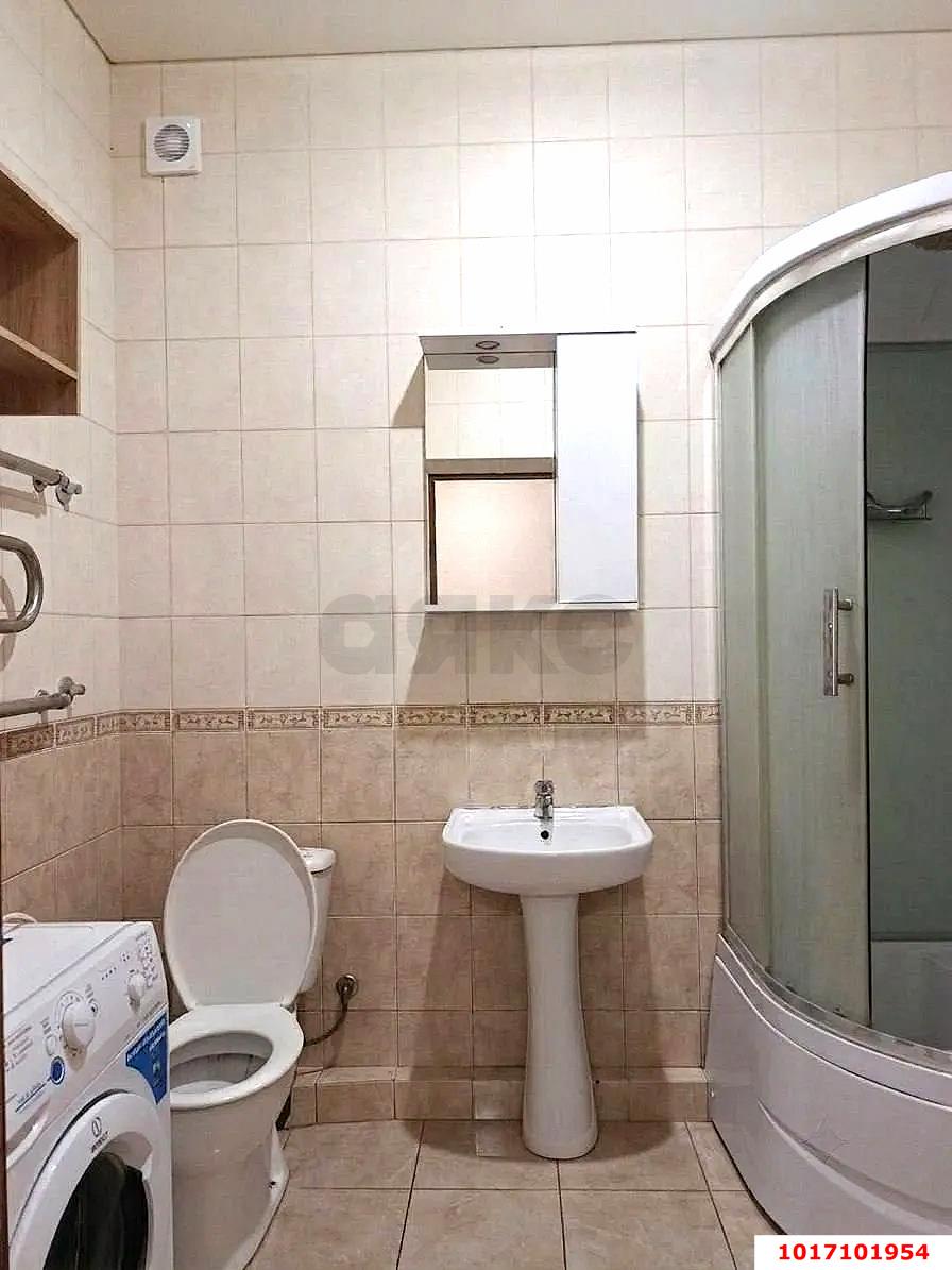 Фото №6: 1-комнатная квартира 40&nbsp;м², 7/7&nbsp;эт. - Краснодар, Прикубанский внутригородской округ, мкр. Музыкальный, ул. имени Сергея Есенина, 108/1к2