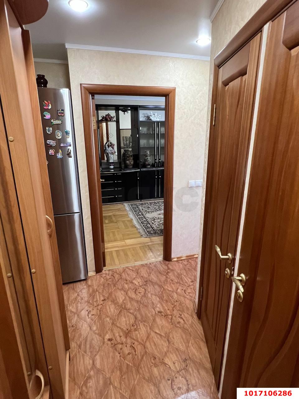 Фото №14: 3-комнатная квартира 60&nbsp;м², 4/5&nbsp;эт. - Краснодар, Центральный внутригородской округ, мкр. Центральный, ул. Братьев Дроздовых, 27