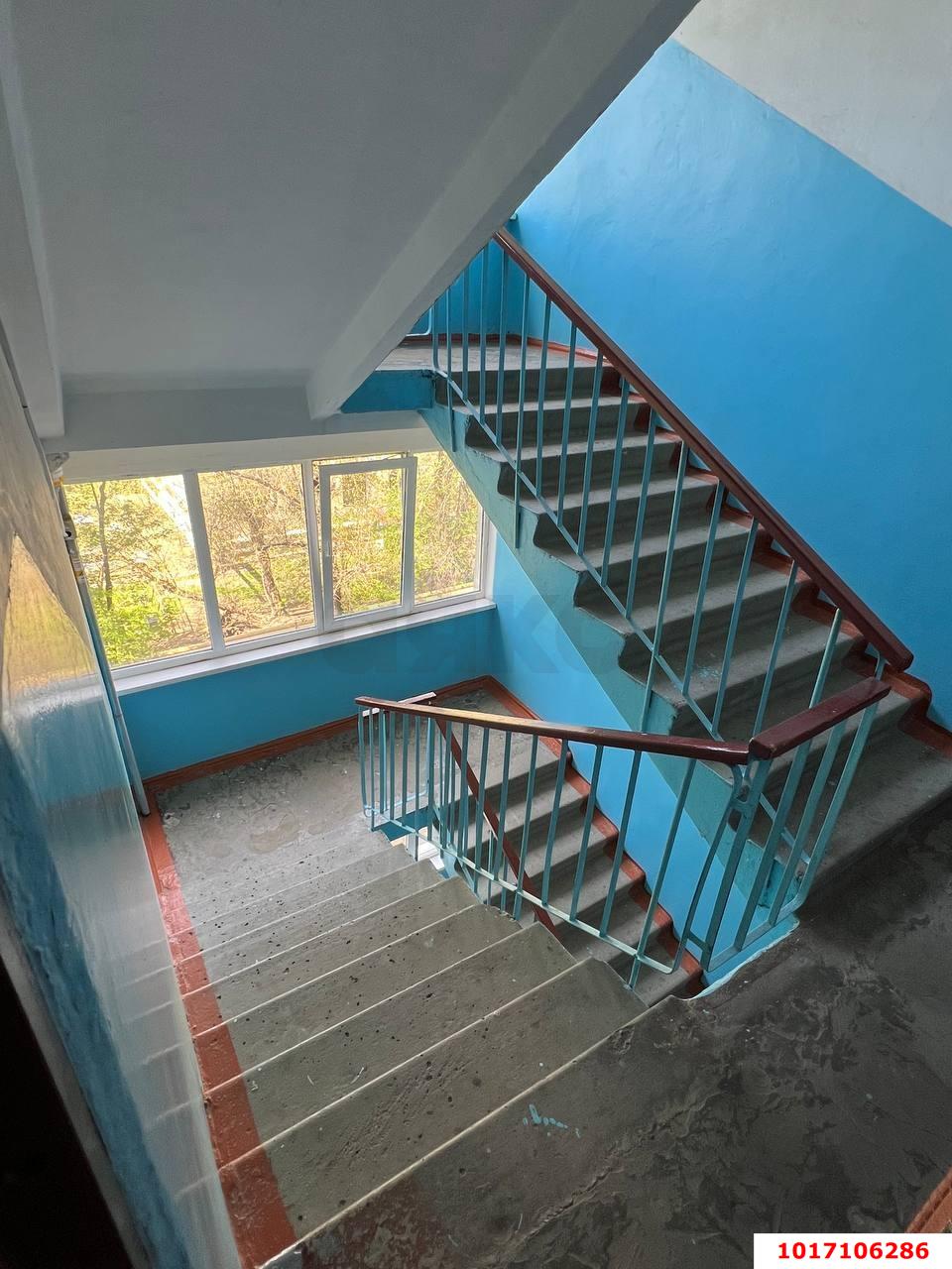 Фото №10: 3-комнатная квартира 60&nbsp;м², 4/5&nbsp;эт. - Краснодар, Центральный внутригородской округ, мкр. Центральный, ул. Братьев Дроздовых, 27