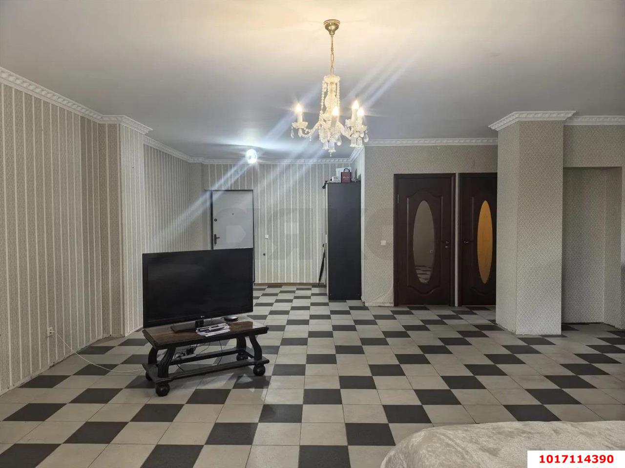 Фото №3: 1-комнатная квартира 92&nbsp;м², 1/16&nbsp;эт. - Краснодар, Западный внутригородской округ, мкр. Кожзавод, ул. Минская, 122/2