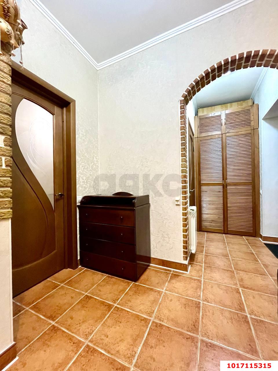 Фото №10: 2-комнатная квартира 60&nbsp;м², 1/6&nbsp;эт. - Краснодар, Центральный внутригородской округ, мкр. Табачная Фабрика, ул. Серова, 50