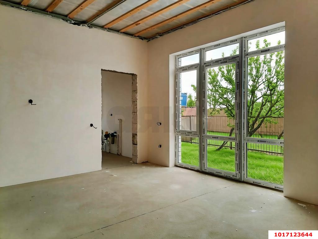 Фото №5: Дом 79&nbsp;м² + 4&nbsp;сот., 1&nbsp;эт. - Октябрьский, Прикубанский внутригородской округ, ст Радужное, ул. Центральная, 5