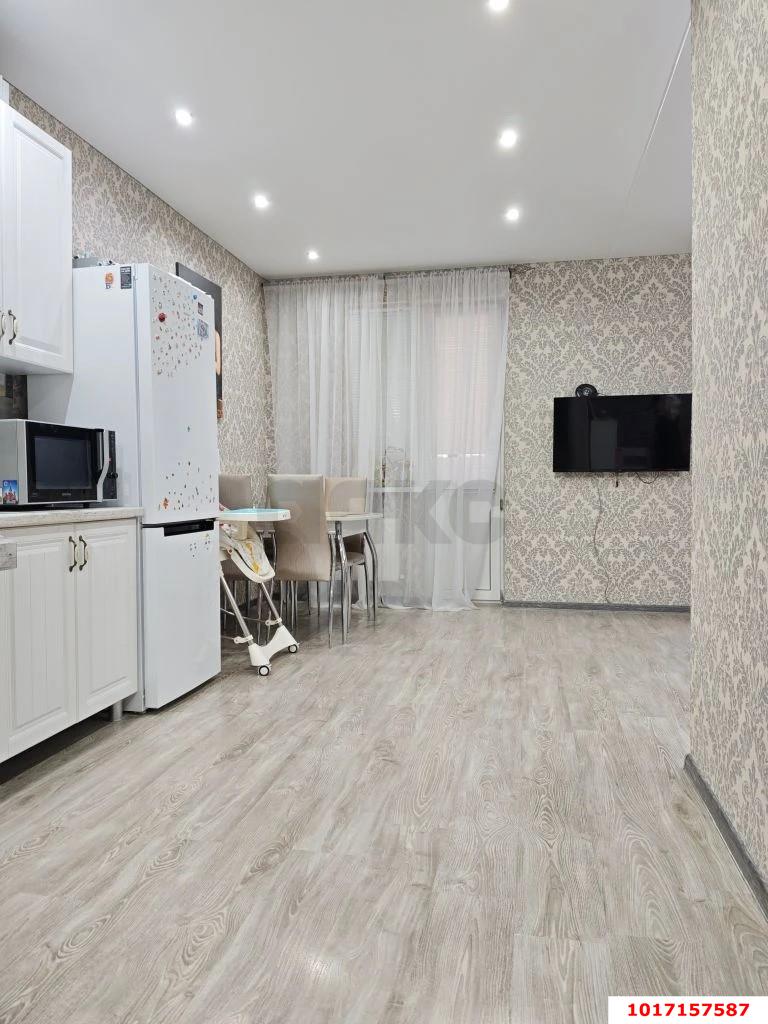 Фото №4: 1-комнатная квартира 46&nbsp;м², 13/18&nbsp;эт. - Краснодар, Прикубанский внутригородской округ, Краевая Клиническая Больница, мкр. жилой комплекс Спорт-Сити, ул. Домбайская, 10/1к1