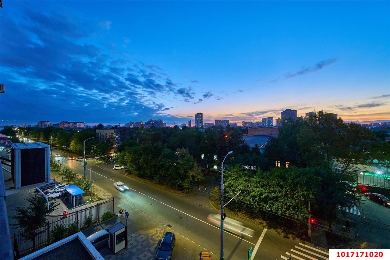 Фото №15: 1-комнатная квартира 45&nbsp;м², 5/19&nbsp;эт. - Краснодар, Западный внутригородской округ, мкр. ЖК Аврора Парк, ул. Шоссе Нефтяников, 22к1